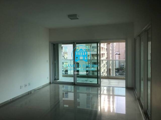 #147 - Apartamento para Venda em Santos - SP