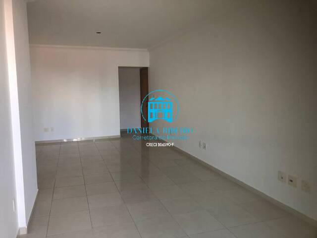 Apartamento para Locação em Santos - 2