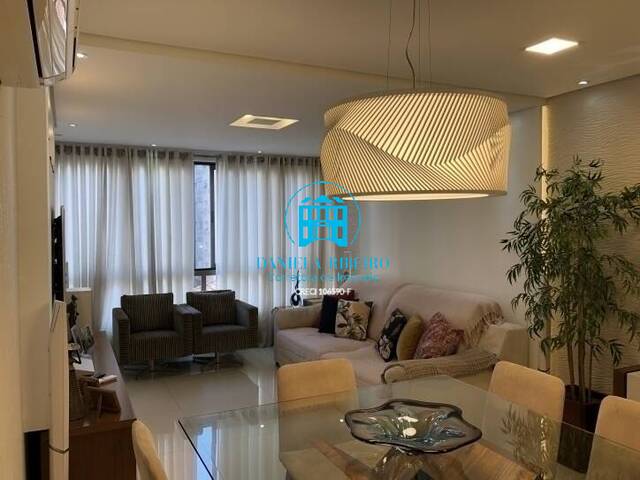 #186 - Apartamento para Venda em Santos - SP