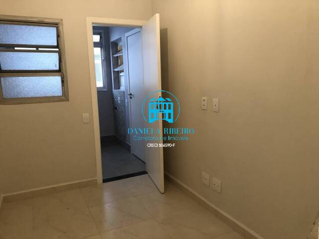 #191 - Apartamento para Venda em Santos - SP