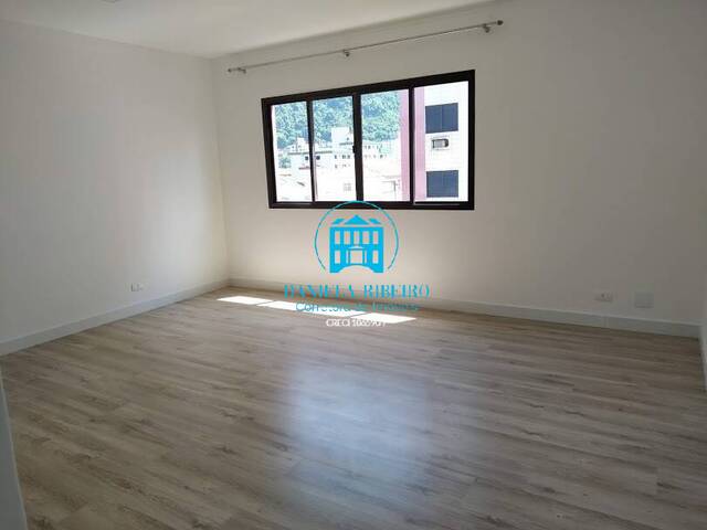 #215 - Apartamento para Venda em Santos - SP
