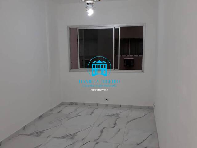 #244 - Apartamento para Venda em Santos - SP