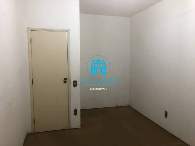 #320 - Apartamento para Venda em Santos - SP