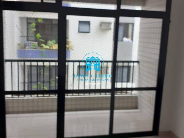 #334 - Apartamento para Locação em Santos - SP