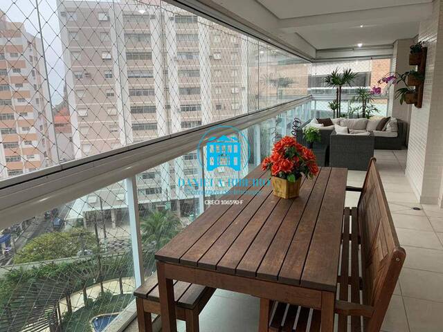 #420 - Apartamento para Venda em Santos - SP
