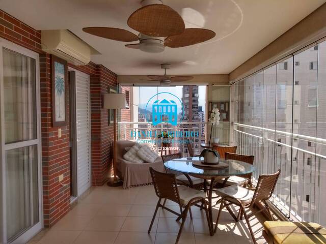 #437 - Apartamento para Venda em Santos - SP