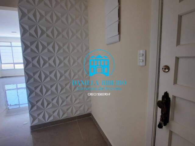 #506 - Apartamento para Venda em Santos - SP