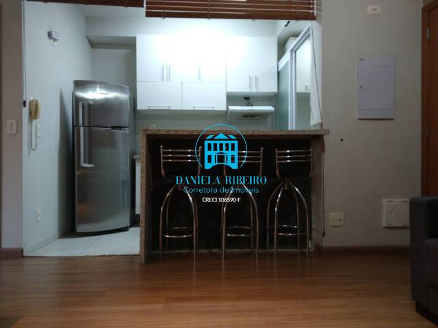 #606 - Apartamento para Locação em Santos - SP