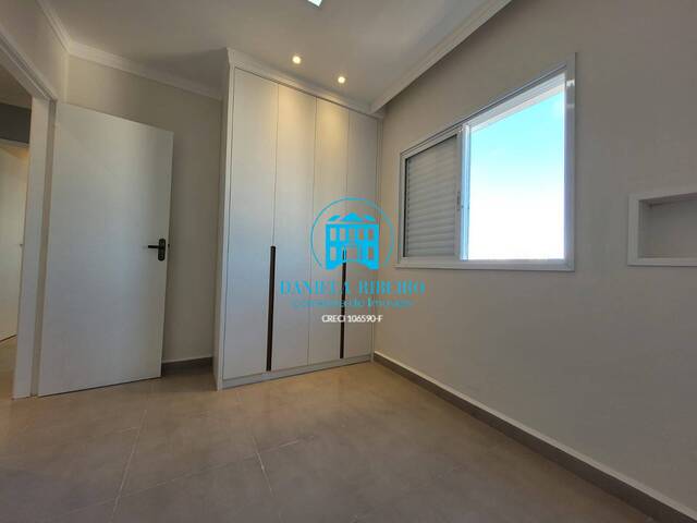 Apartamento para Venda em Santos - 4