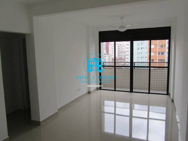 #719 - Apartamento para Locação em Santos - SP