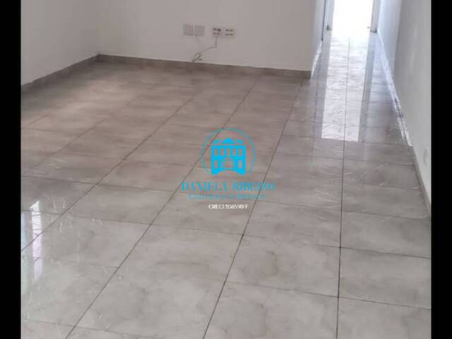 #747 - Apartamento para Venda em Santos - SP
