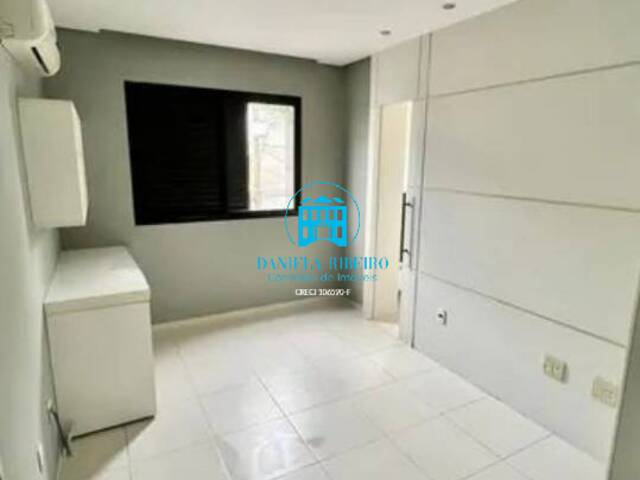 Apartamento para Venda em Santos - 4