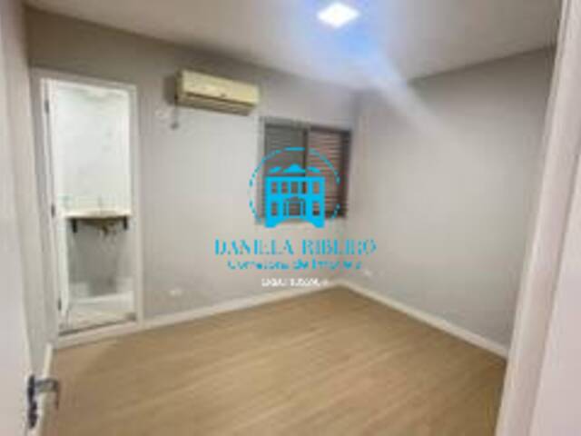 Apartamento para Venda em Santos - 5