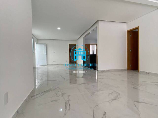 #1089 - Casa para Venda em Santos - SP - 2