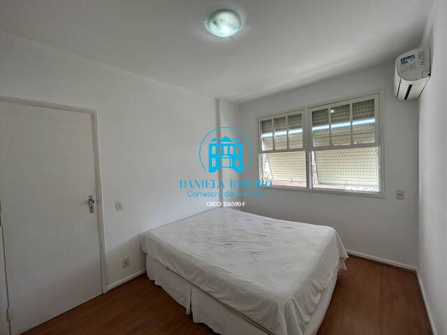 Apartamento para Venda em Santos - 4