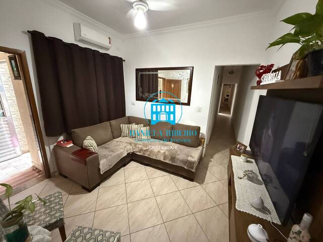 #1169 - Casa para Venda em Praia Grande - SP