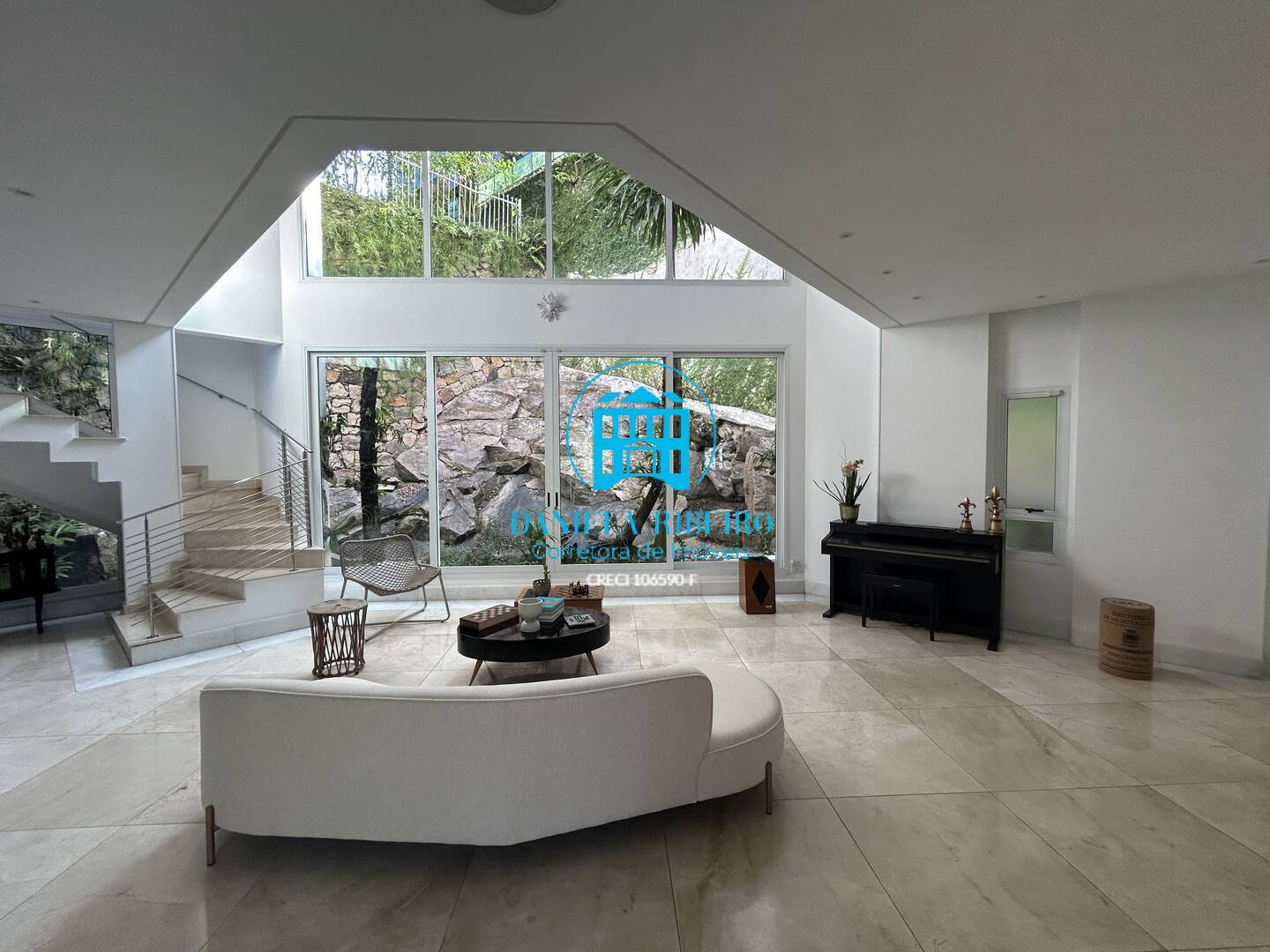 Casa à venda com 4 quartos, 869m² - Foto 4