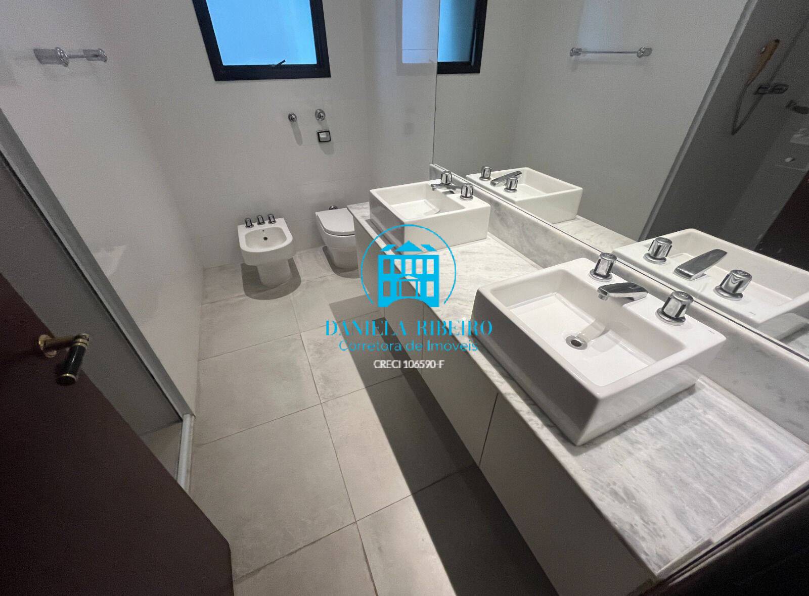 Apartamento à venda com 3 quartos, 252m² - Foto 21