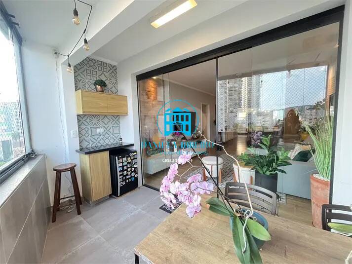 Apartamento para alugar com 4 quartos, 171m² - Foto 2