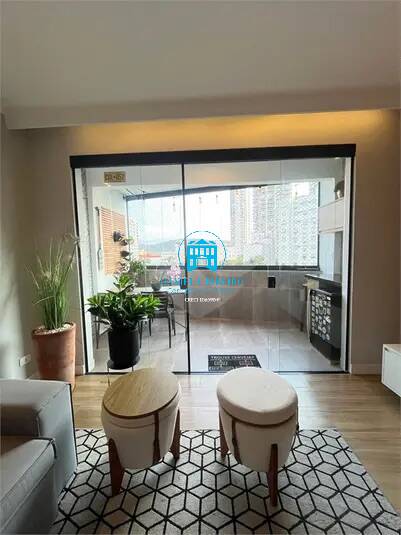 Apartamento para alugar com 4 quartos, 171m² - Foto 1