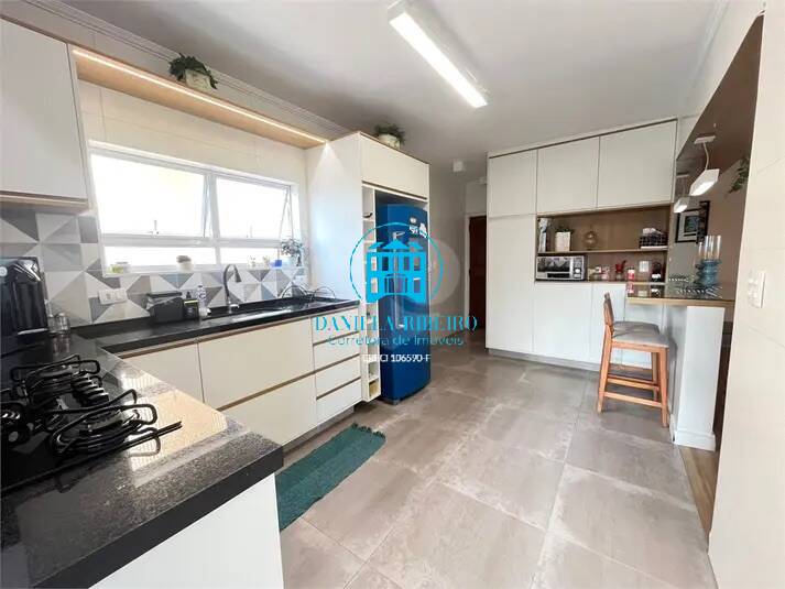 Apartamento para alugar com 4 quartos, 171m² - Foto 10