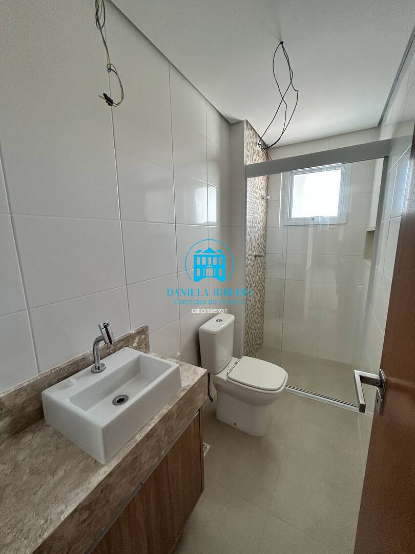Apartamento para alugar com 2 quartos, 68m² - Foto 12