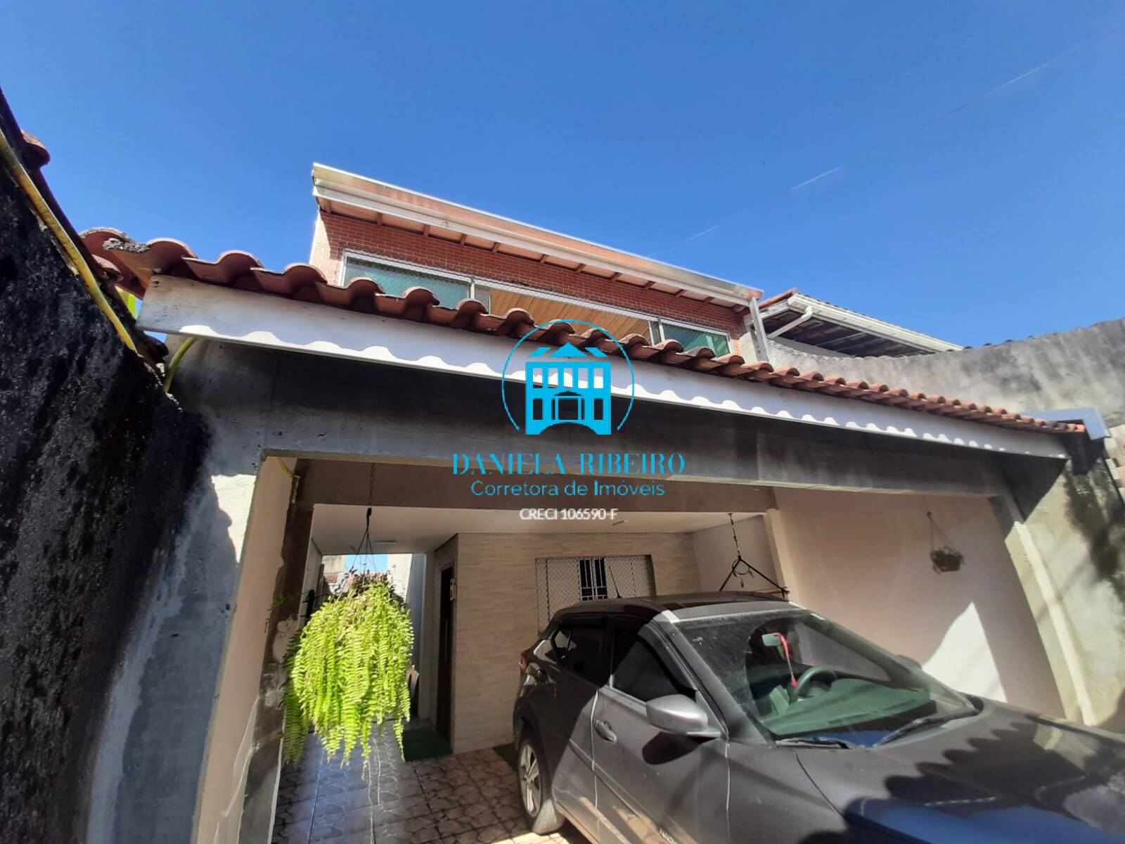 Casa à venda com 3 quartos, 195m² - Foto 1