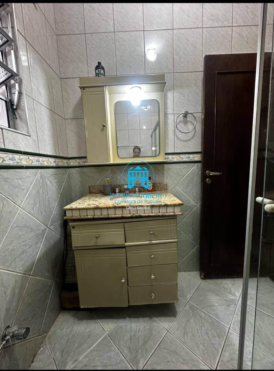 Casa à venda com 3 quartos, 262m² - Foto 10