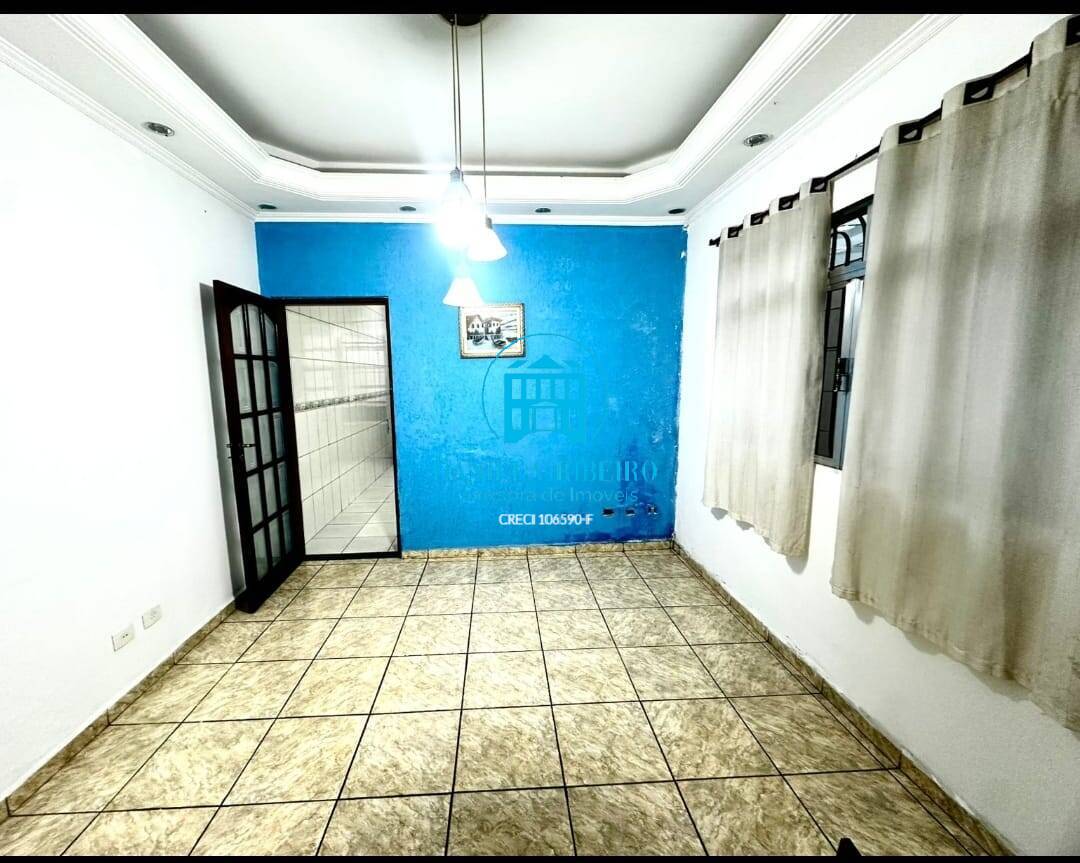 Casa à venda com 3 quartos, 262m² - Foto 9