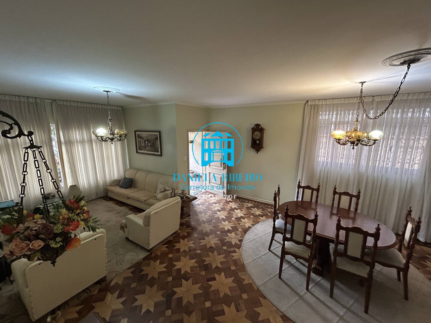 Casa, 3 quartos, 246 m² - Foto 2