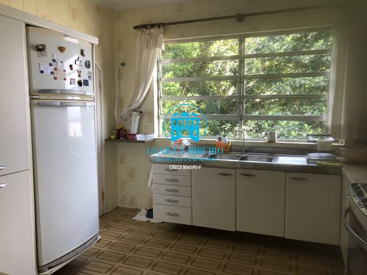 Casa para alugar com 7 quartos, 585m² - Foto 18