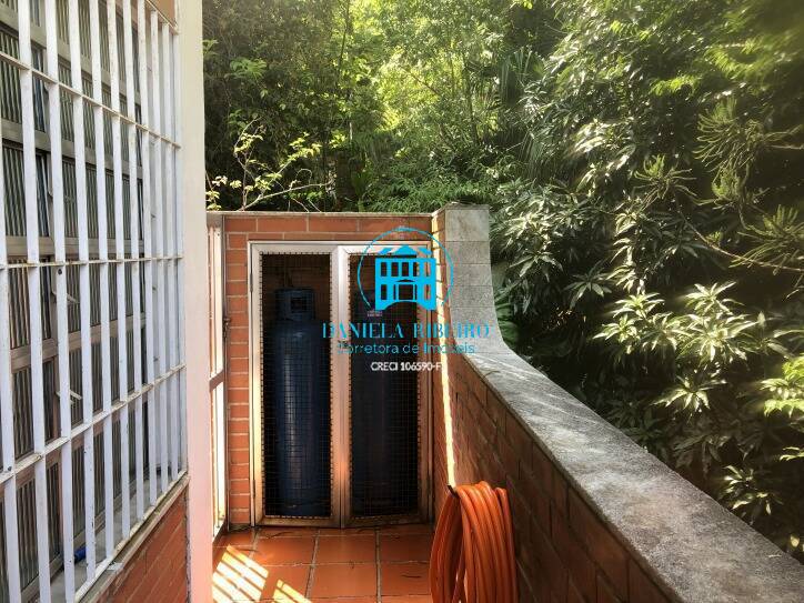 Casa para alugar com 7 quartos, 585m² - Foto 21