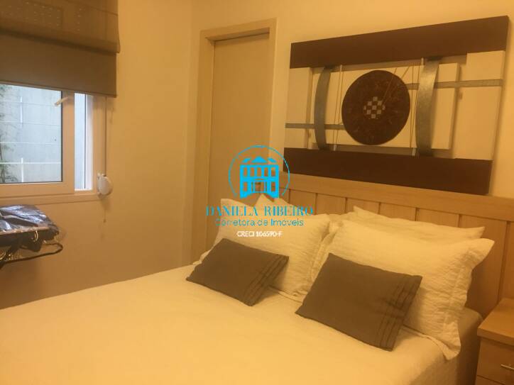 Casa à venda com 4 quartos, 300m² - Foto 24