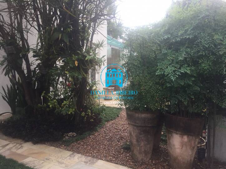 Casa à venda com 4 quartos, 300m² - Foto 5